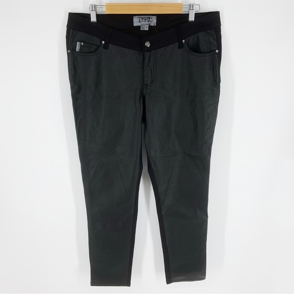 Tripp nyc Denim - NWT Tripp NYC x Torrid Faux Leather Pleather Front Black Skinny Jeans Size 16